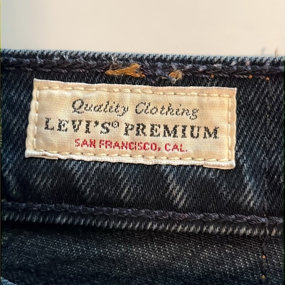 Levi’s Premium High Rise Wedgie Size 29 - Picture 10 of 16